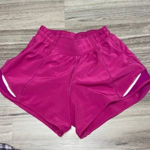 hotty hot lulu shorts hot pink size 2